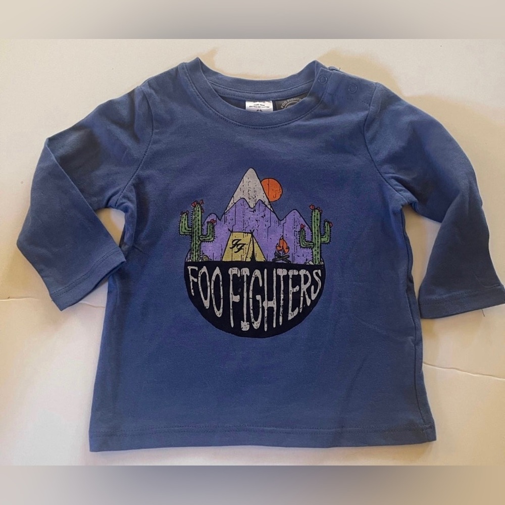 Foo Fighters baby t-shirt size 3-6 months - NEW